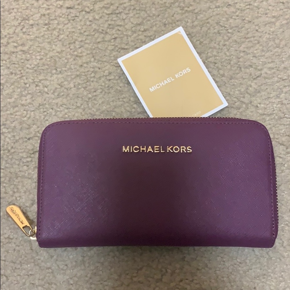Michael Kors Jet Set Wallet